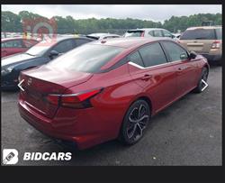 نيسان ألتيما